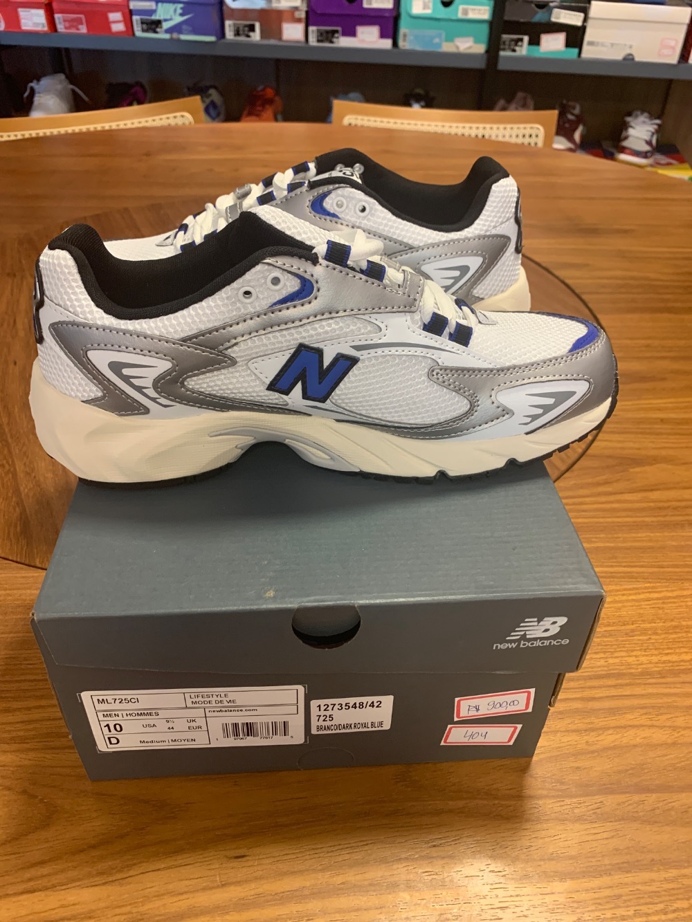 New Balance 725 White Team Royal