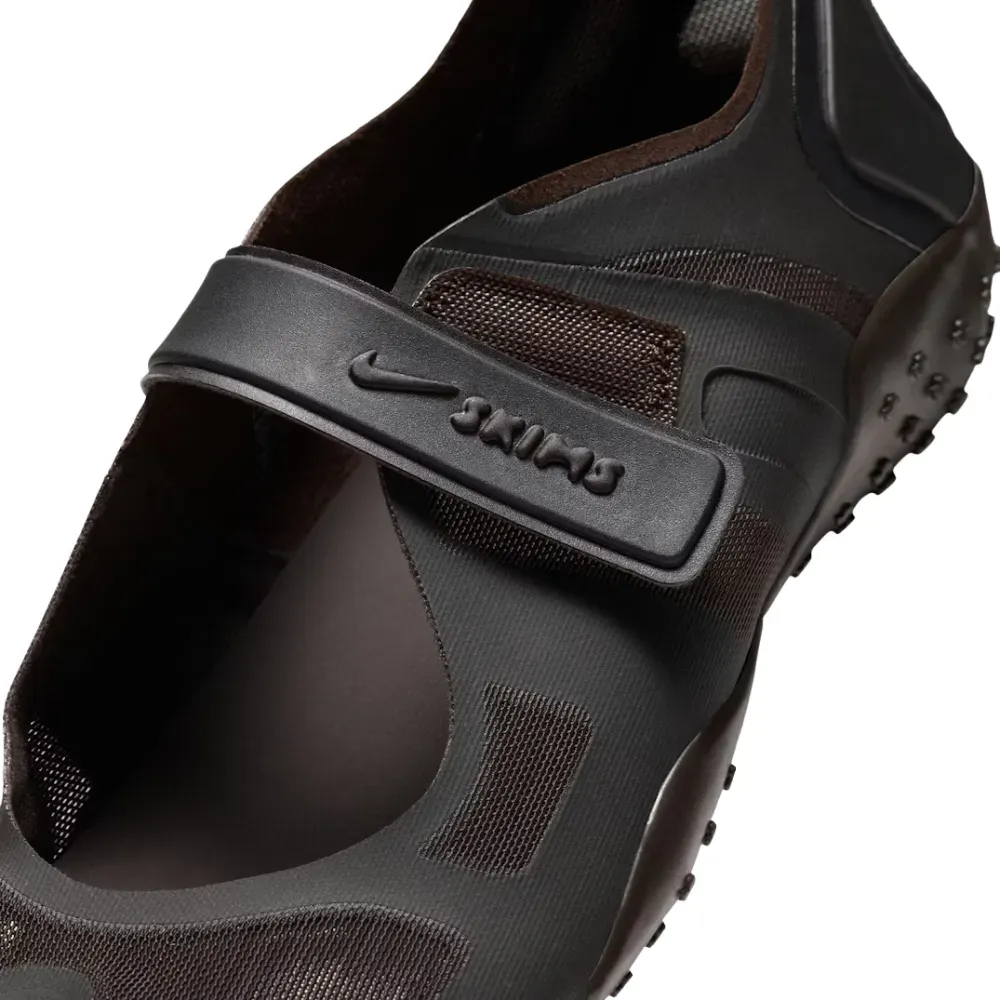 SKIMS x Nike Rift Mesh Velvet Brown foto 4