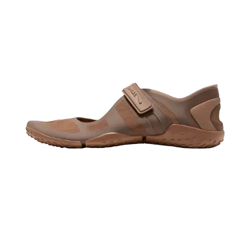 SKIMS x Nike Rift Mesh Archaeo Brown