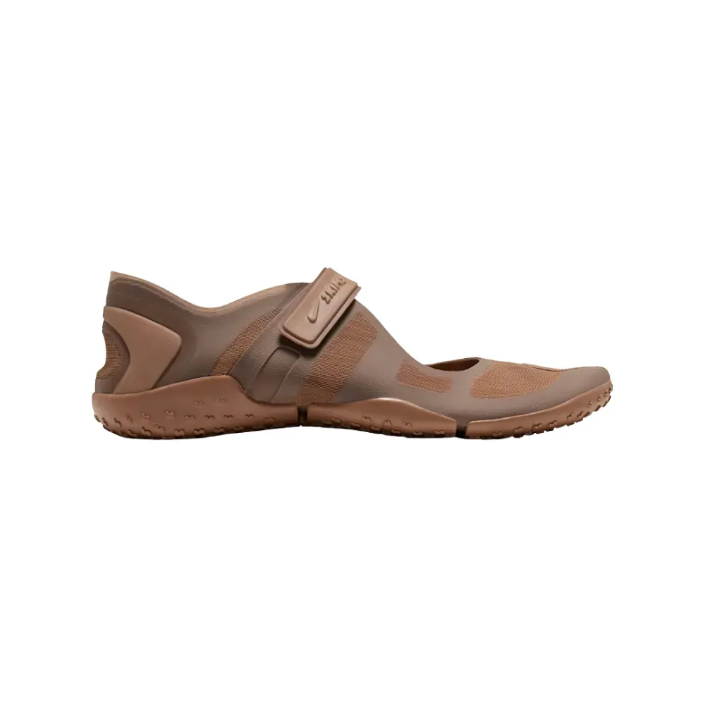 SKIMS x Nike Rift Mesh Archaeo Brown foto 2