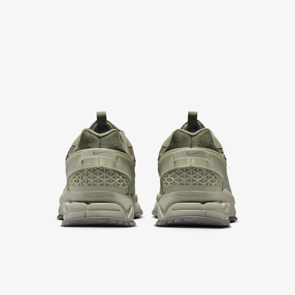 Nike Zoom Vomero Roam Silver Sage - Droper