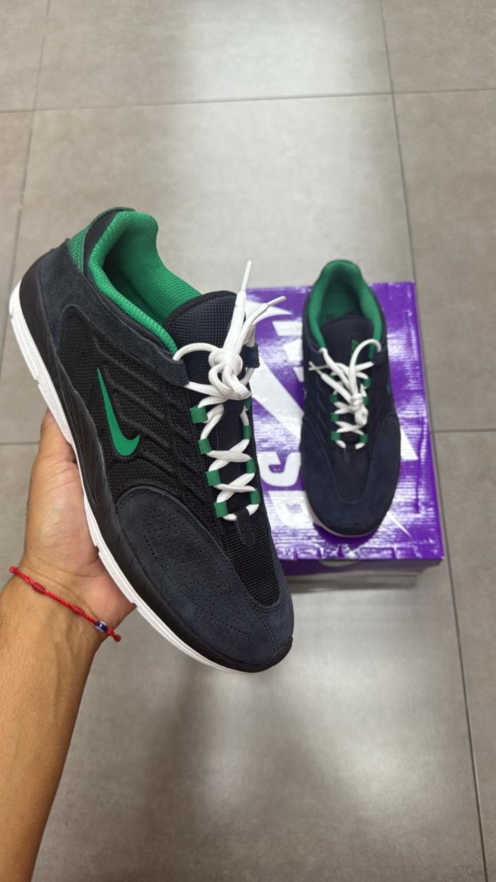 Nike SB Vertebrae Black Summit White Malachite
