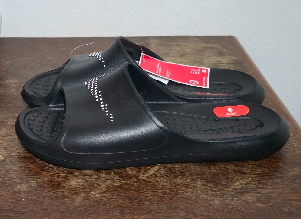 Chinelo Nike Victori One Black