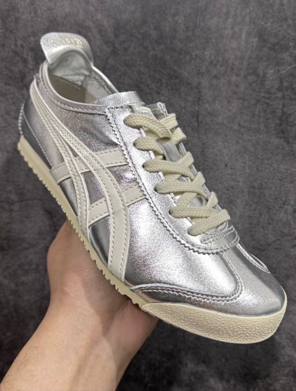 Onitsuka Tiger Mexico 66 Silver Off White — 38, Novo