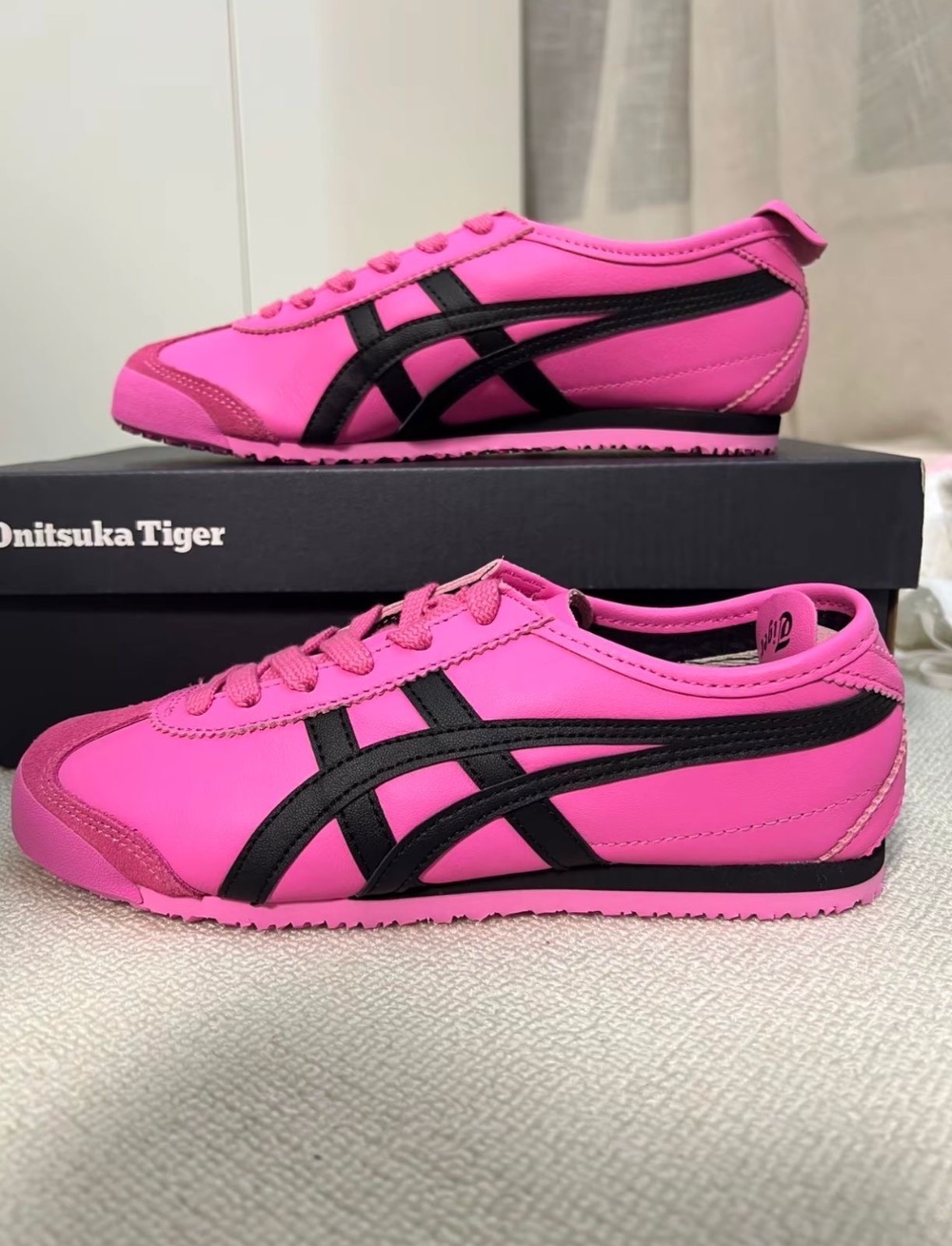 Onitsuka Tiger Mexico 66 Dragon Fruit Black — 34 / 35 / 36 / 37 / 38 / 39 / 40 / 41 / 42 / 43 / 44, Novo