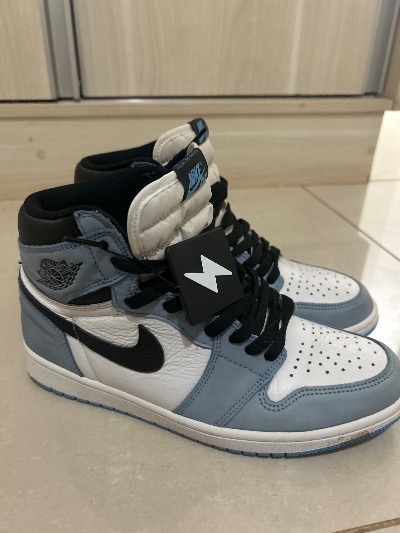 Air Jordan 1 High University Blue - Droper