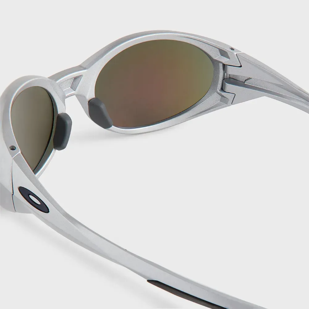 Kith x Oakley Eye Jacket Redux Silver - Droper