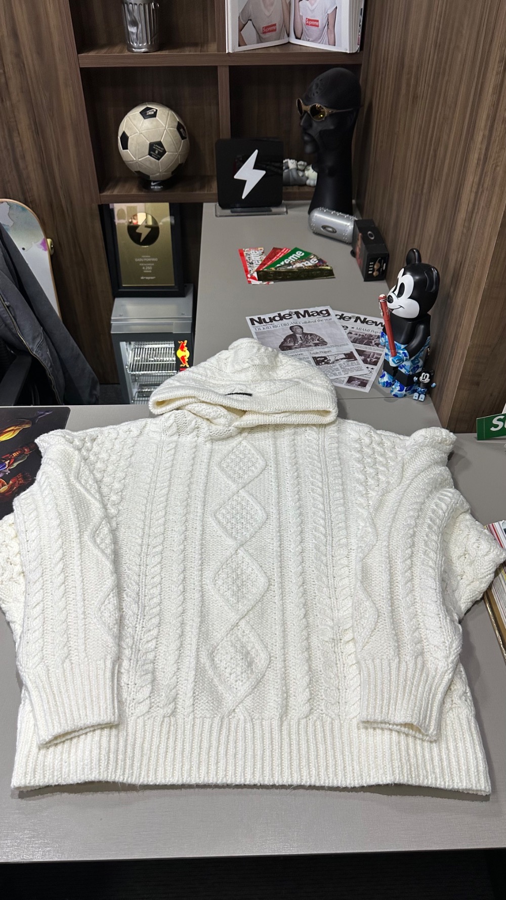 Moletom Fear of God Essentials Cable Knit Cloud Dancer — G, Novo