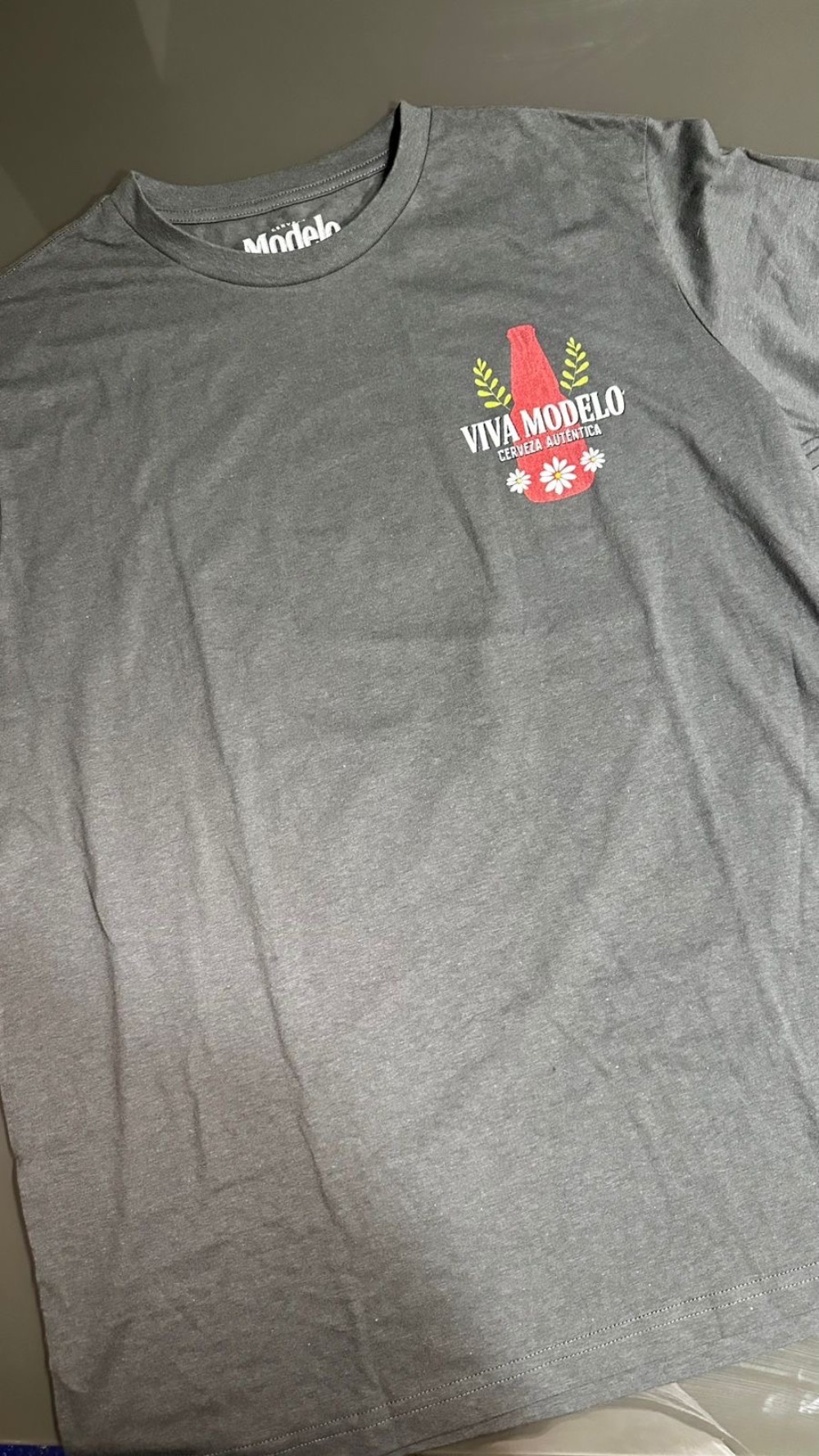Camiseta Old Navy Vintage - GAP Cerveja Modelo