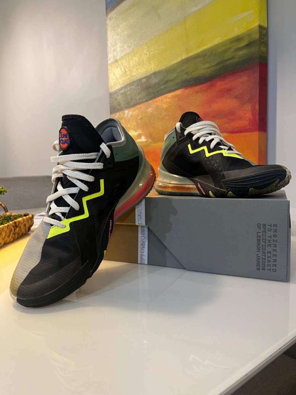 Nike LeBron 18 Low - Droper