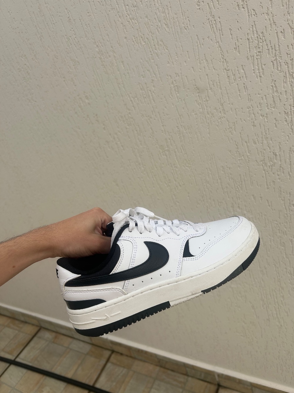 Nike Gamma Force White Black — 38, Usado