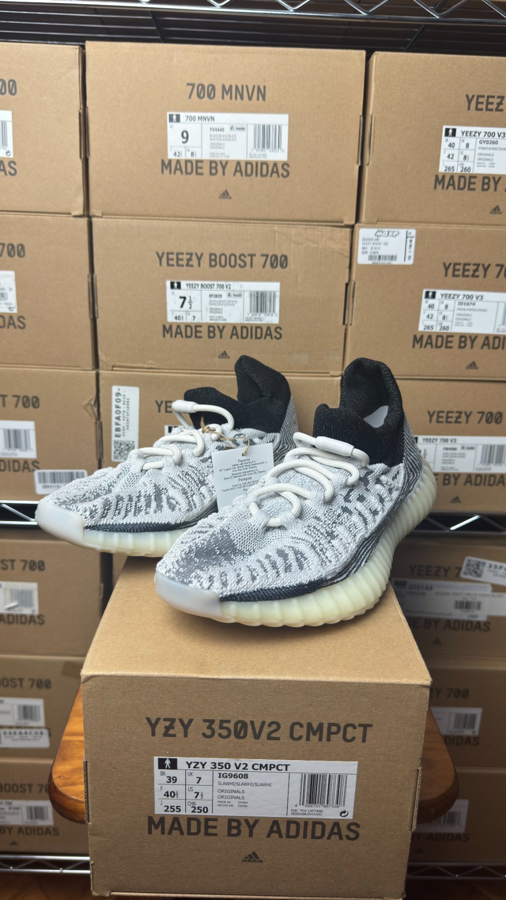 Yeezy 350 V2 CMPCT Slate White