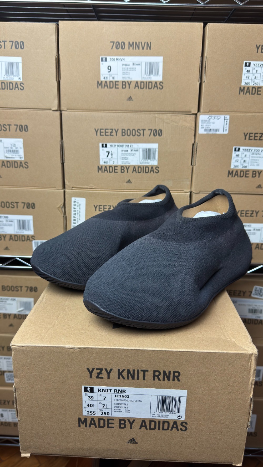 Yeezy Knit Runner Fade Onyx