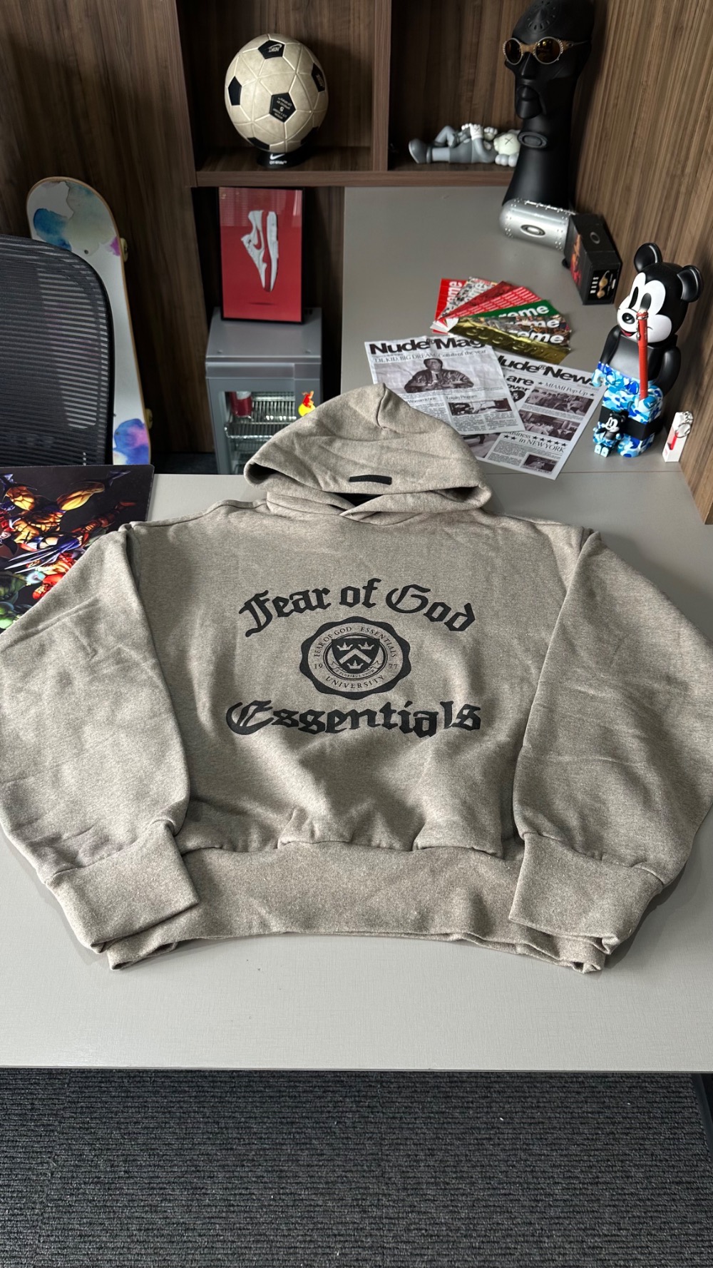 Moletom Fear of God Essentials Heavy Fleece Vintage Heather Grey — G, Novo