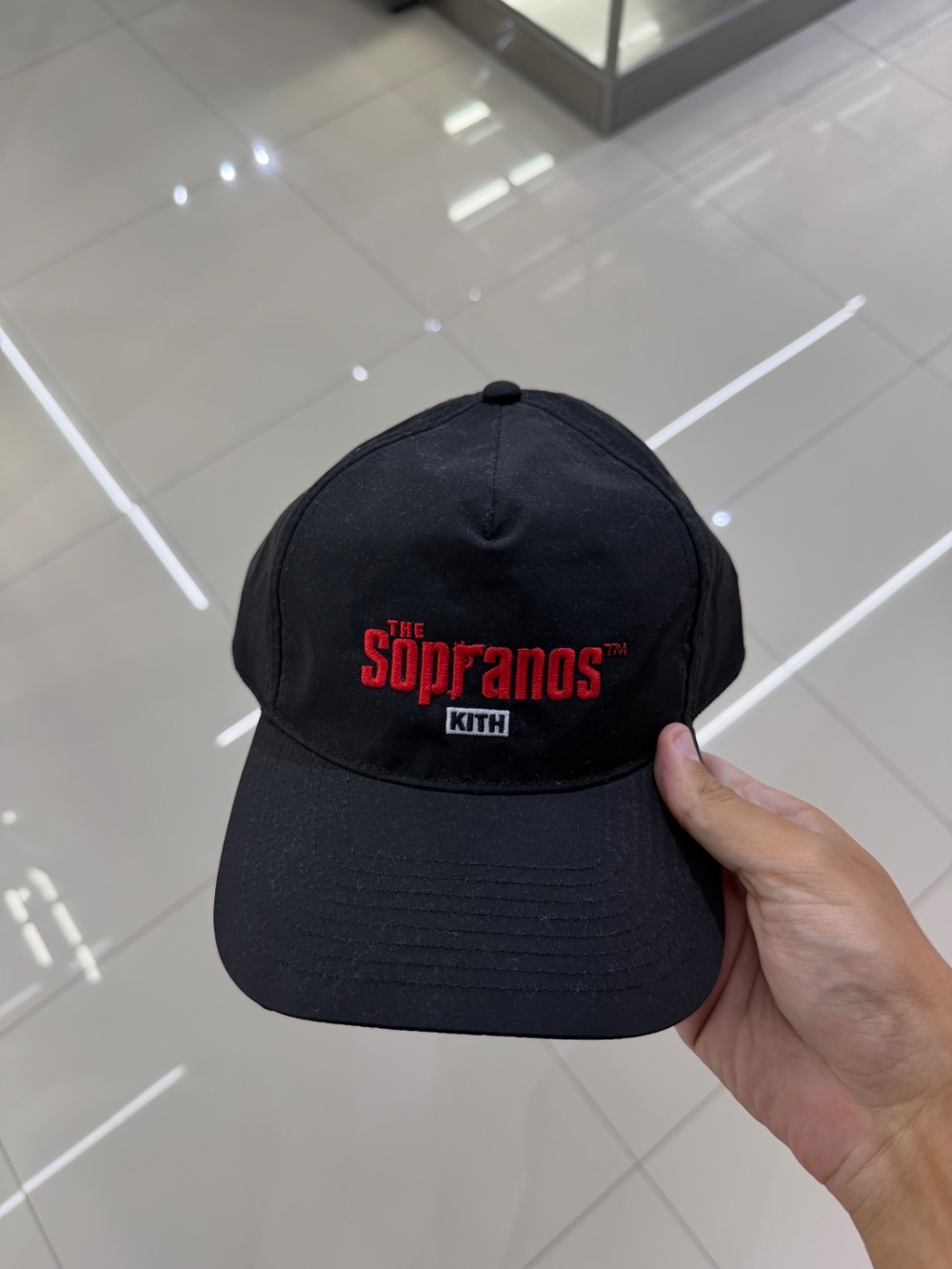 The Sopranos x Kith Nylon Bay Low Pinch Crown Snapback Black — Único, Novo