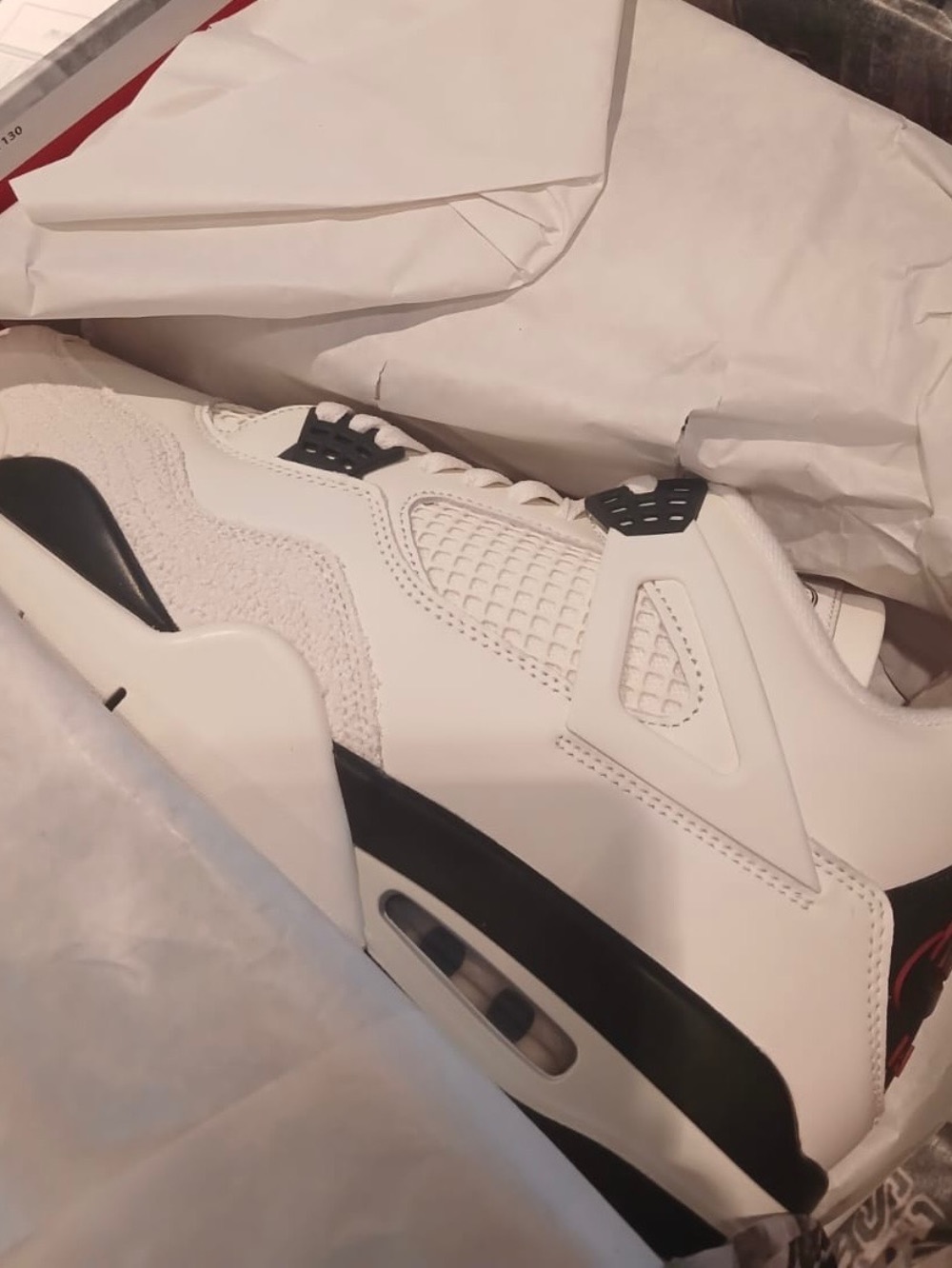 Air Jordan 4 Flight Club — 41, Novo