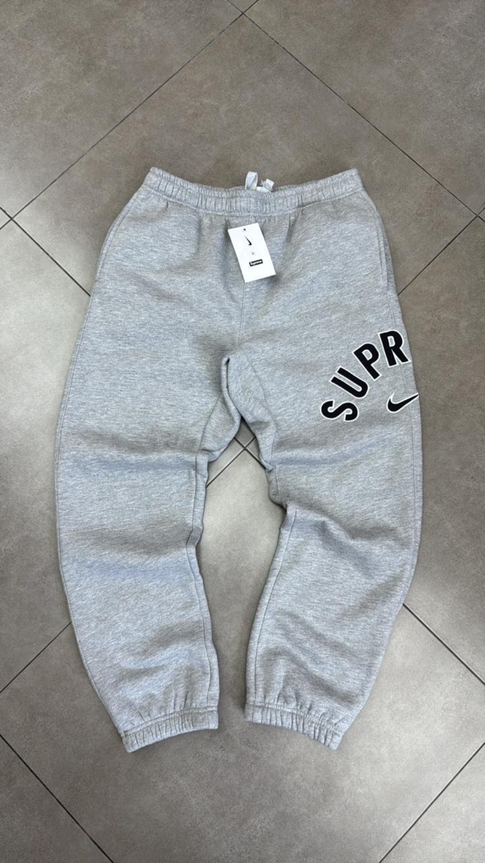 Supreme x Nike Arc Heather Grey SS22-W14 — G, Novo