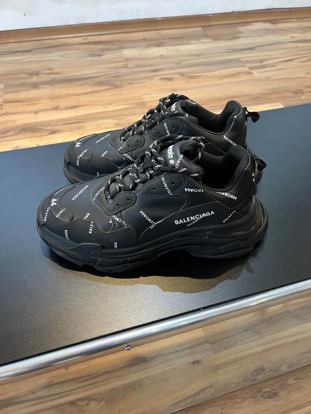 Balenciaga Triple S Logo Print Black White
