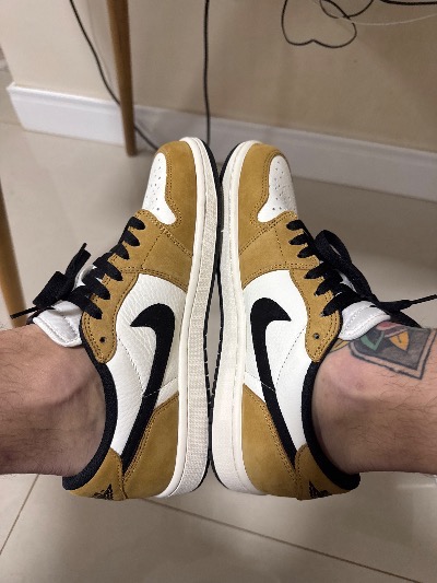 Air Jordan 1 Low OG Rookie of the Year - Droper