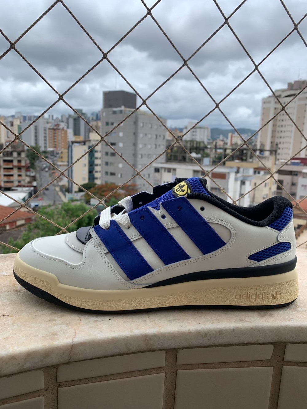 adidas Forum2000 Off White Semi Lucid Blue