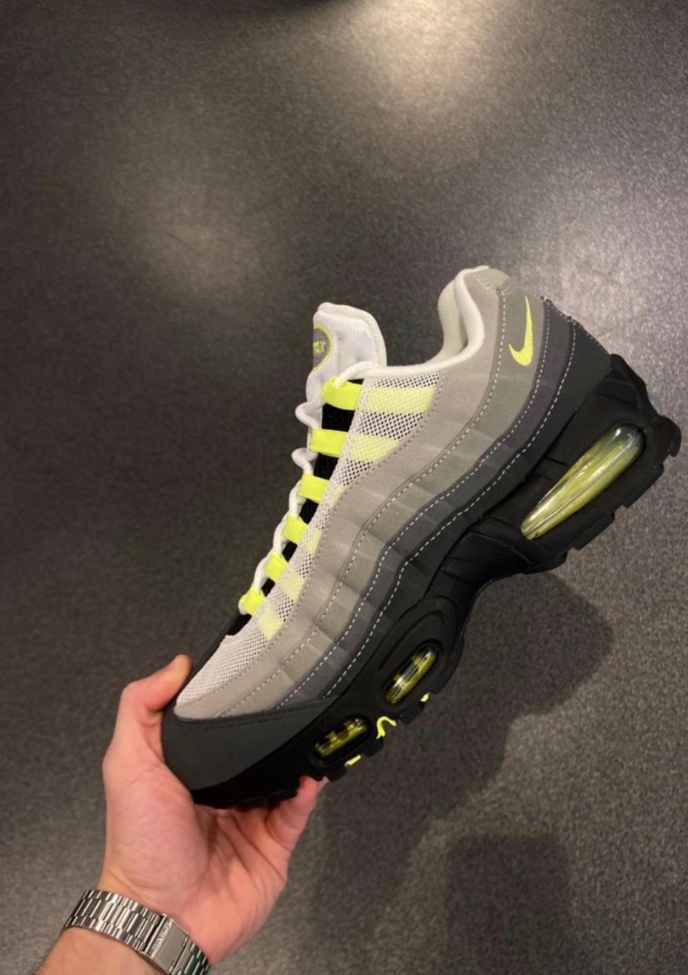 Nike Air Max 95 OG Big Bubble Neon — 37 / 37.5 / 38 / 39 / 39.5 / 40 / 40.5 / 41 / 41.5 / 42 / 42.5 / 43 / 43.5 / 44 / 44.5, Novo