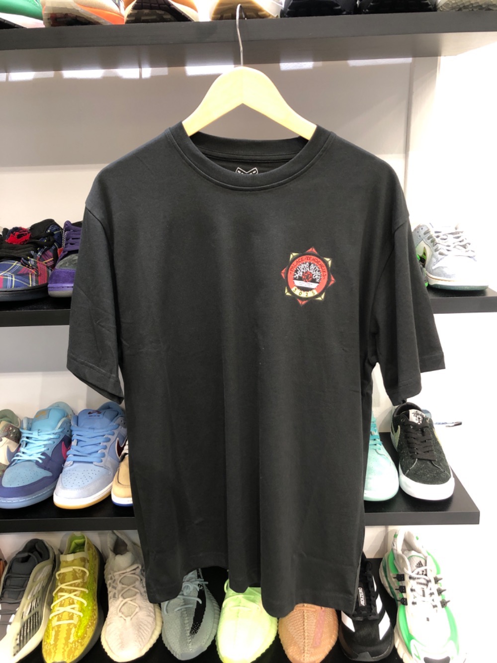 Camiseta Palace Tendencies Black — M, Novo