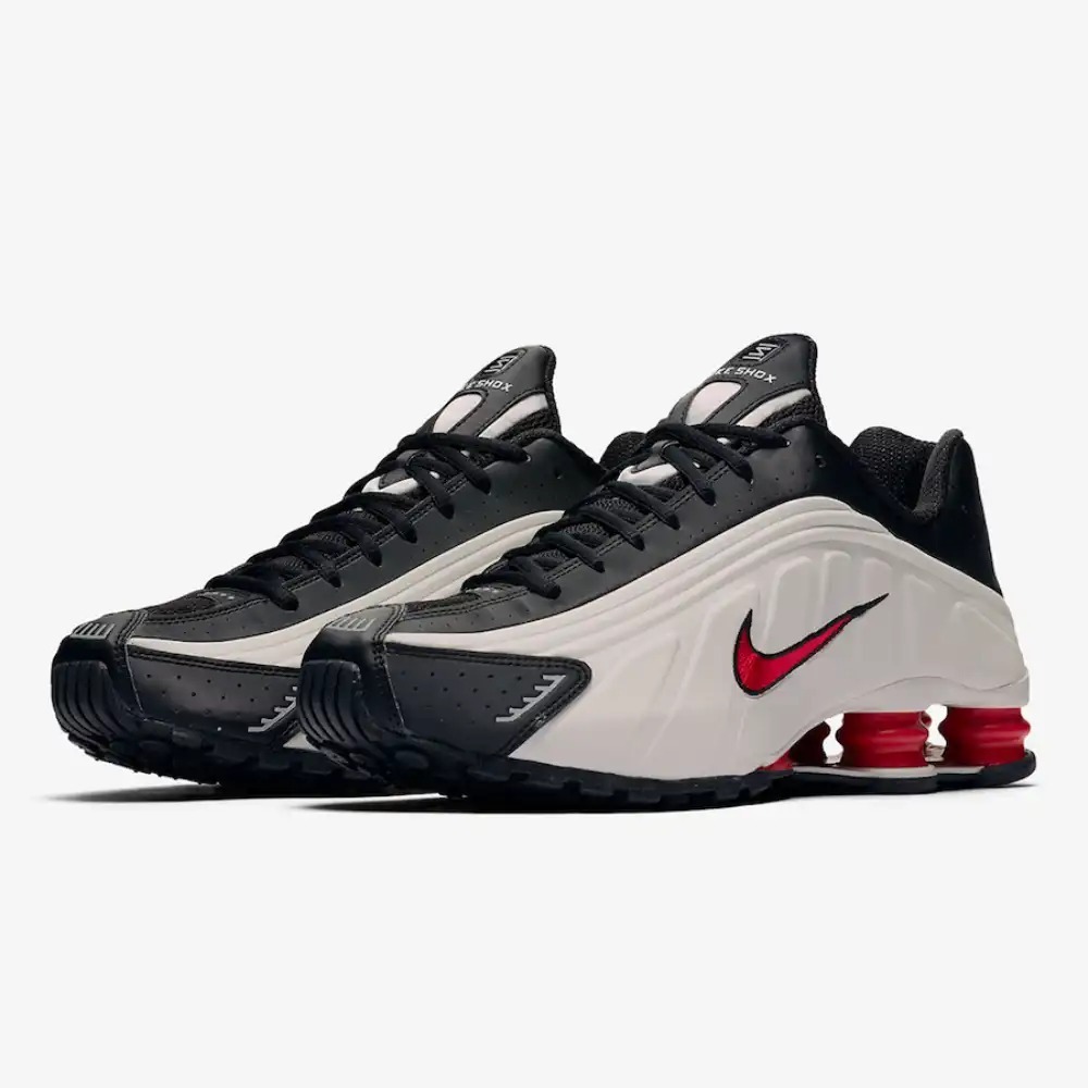 Nike Shox R4 Platinum Tint — 44, Novo