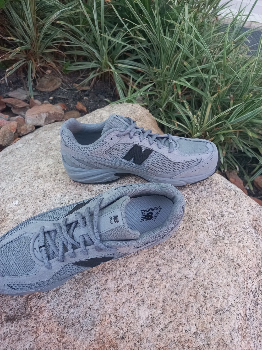 New Balance 509 Dark Grey Black — 40, Novo