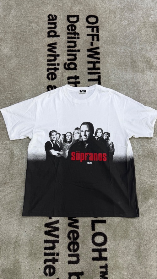 Camiseta Kith For The Sopranos Ombre Poster Vintage White — G, Novo