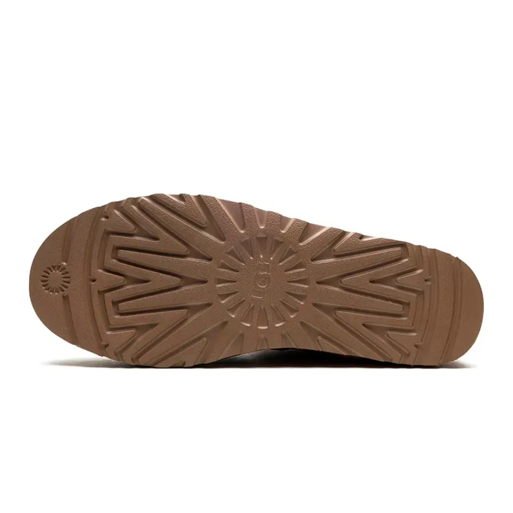 Palace x UGG Ultra Mini Boot Chestnut Camo - Droper