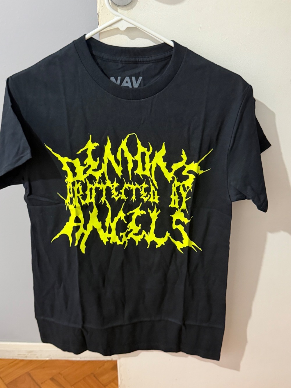 Camiseta Vlone X Nav Jagged