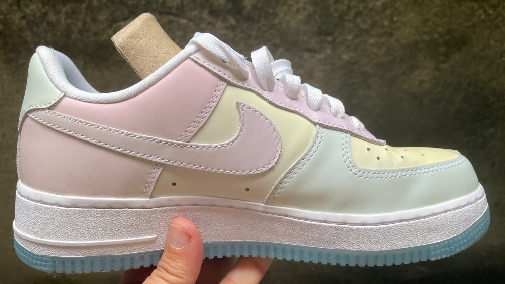 Nike Air Force 1 Low LX UV Reactive — 37, Usado