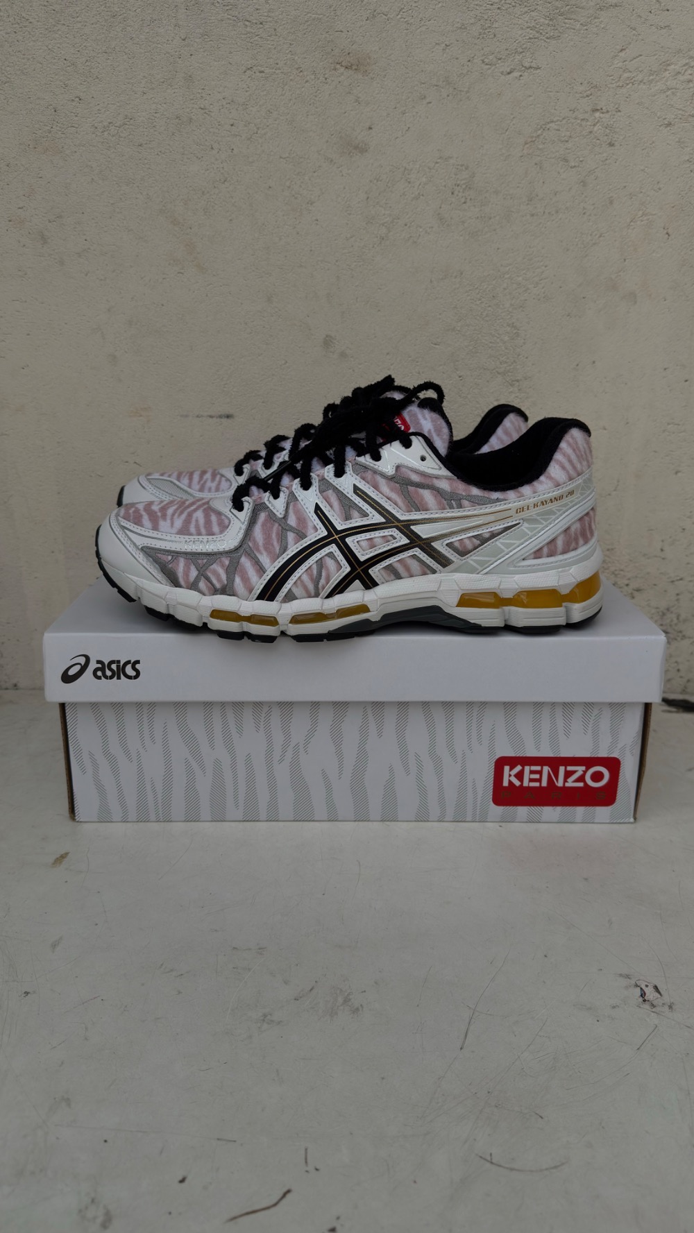 Kenzo x Asics Gel-Kayano 20 Glacier Grey Black
