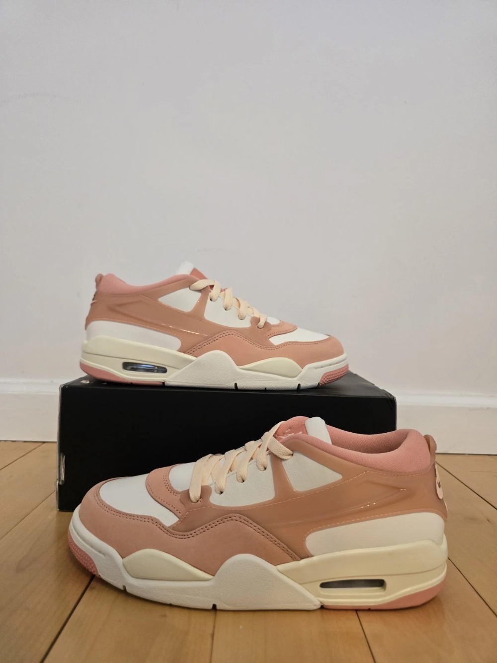 Air Jordan 4 RM Grava Ice Feminino — 34, Novo