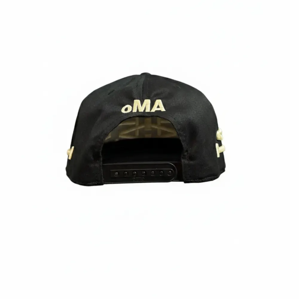 Imagem Boné oMA Studios LA LA Crown Black Cream