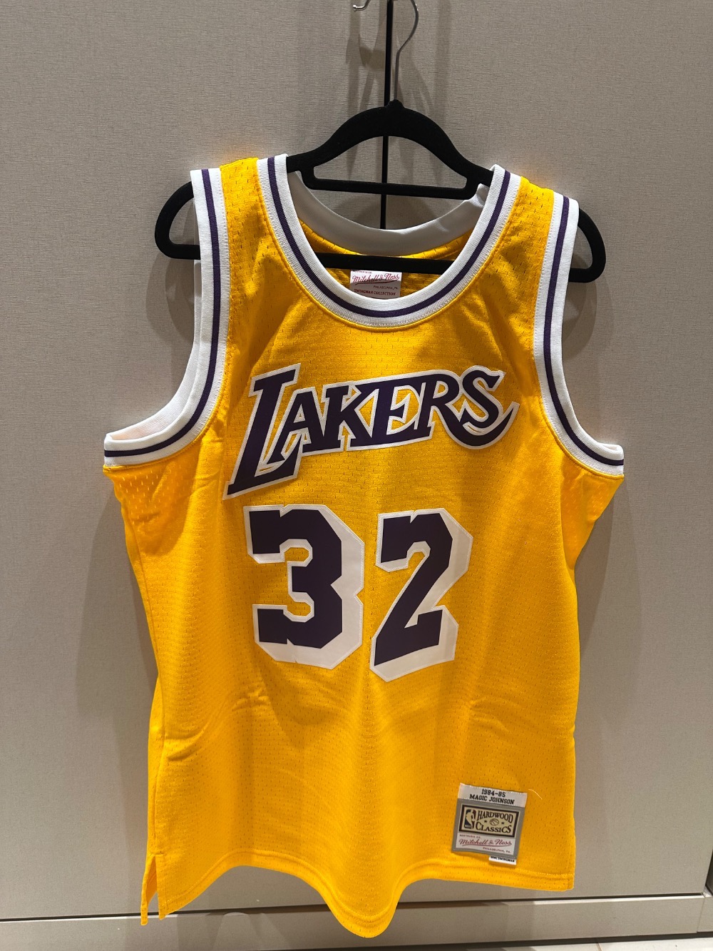 Mitchell & Ness Jersey Lakers 32 Magic Johnson