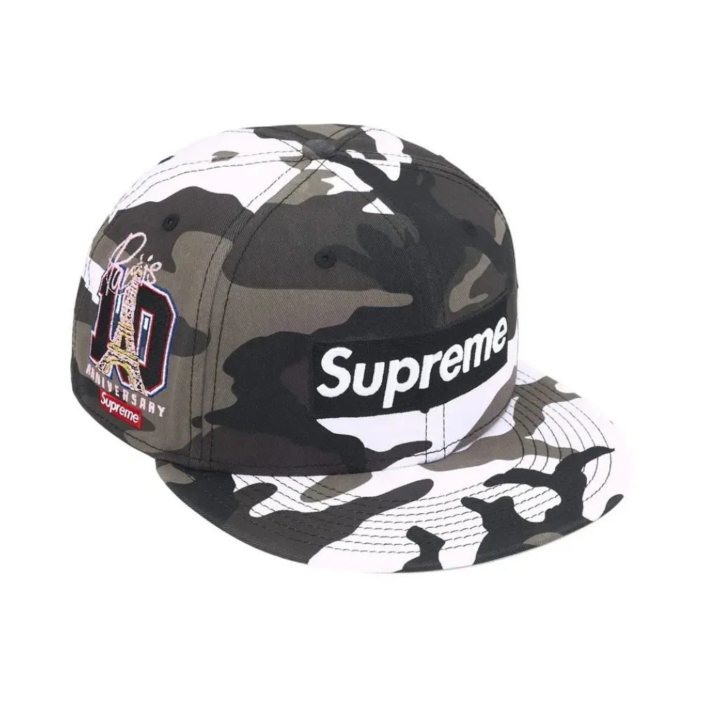 New Era x Supreme Boné Shop Box Logo Paris Snow Camo SS26-W1 - Droper