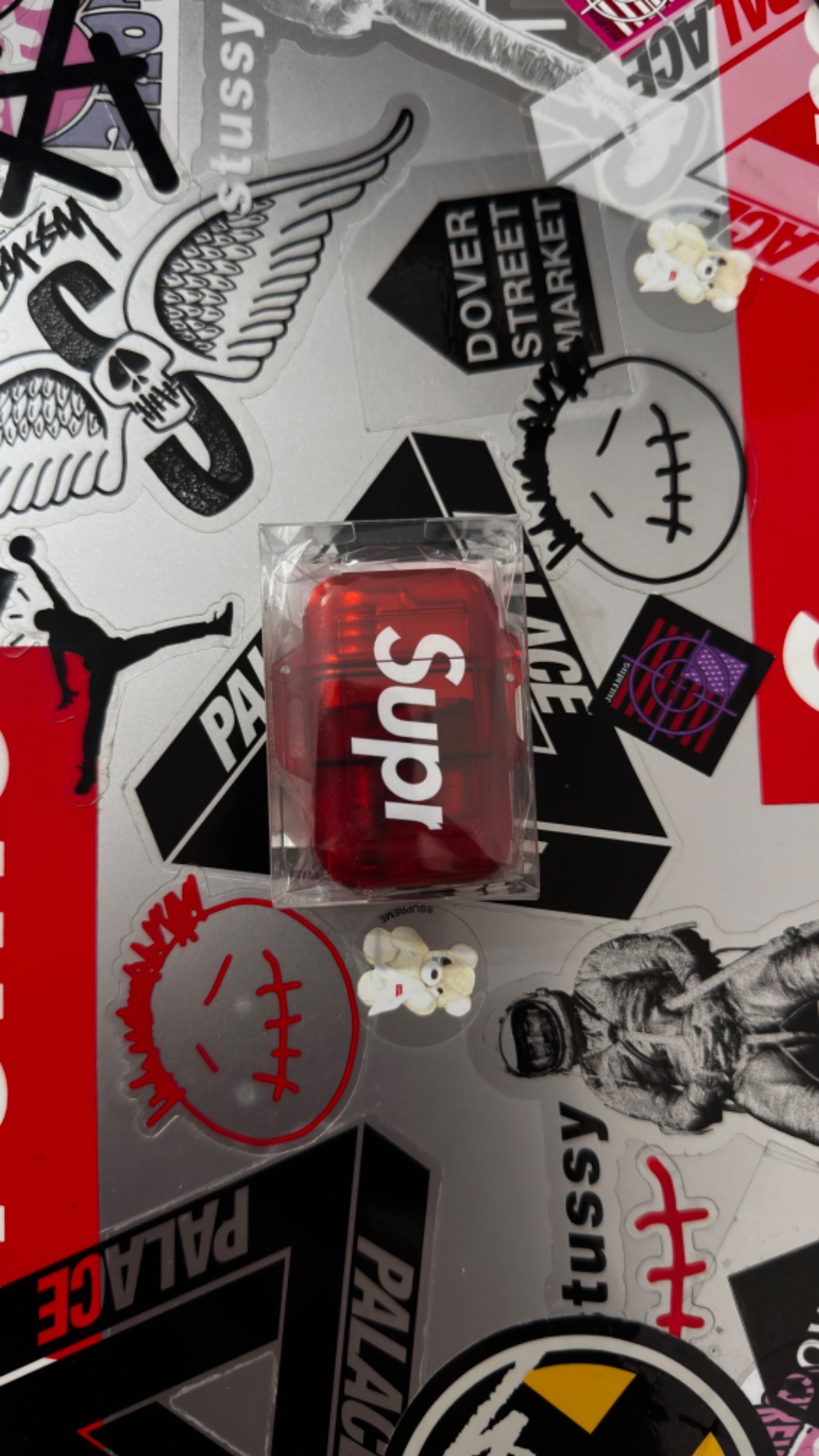 Isqueiro Supreme Windmill Zag Red SS26-W1 — Único, Novo