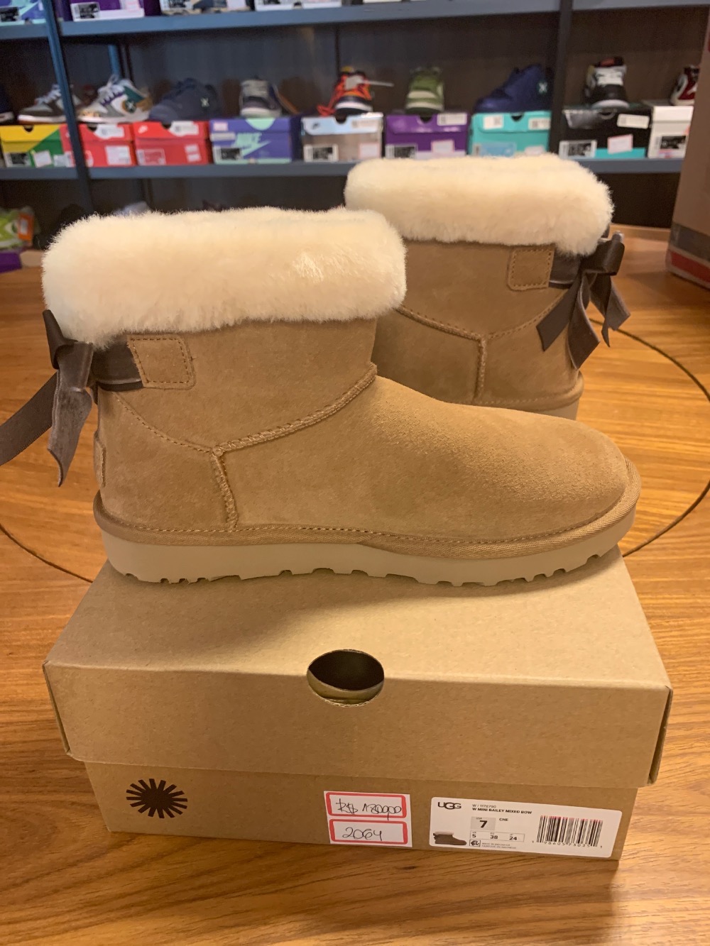 UGG Mini Bailey Mixed Bow Brown Feminino — 36, Novo
