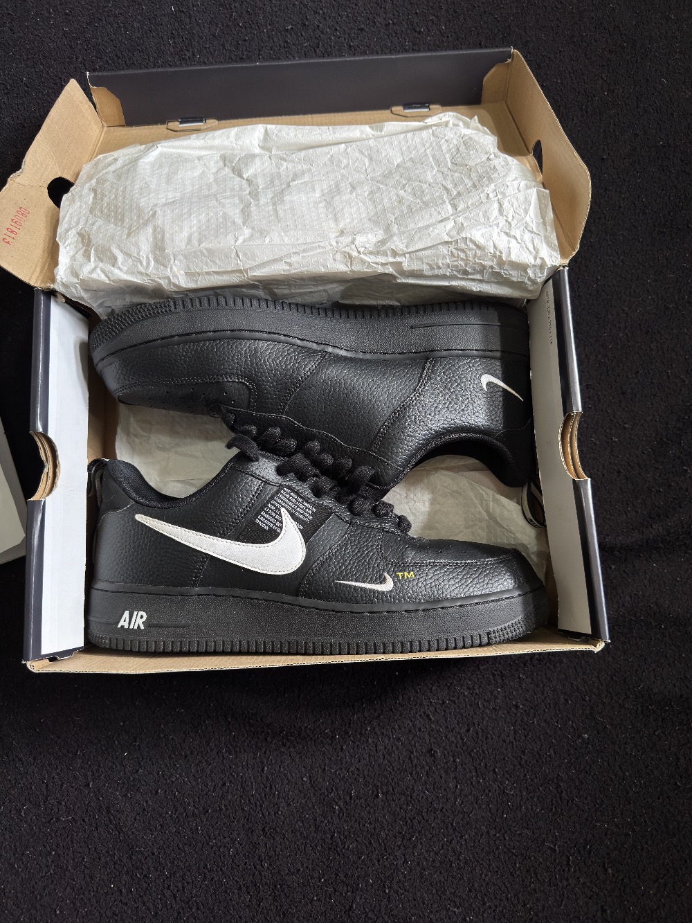 Nike Air Force 1 Low Utility Black White — 43, Usado