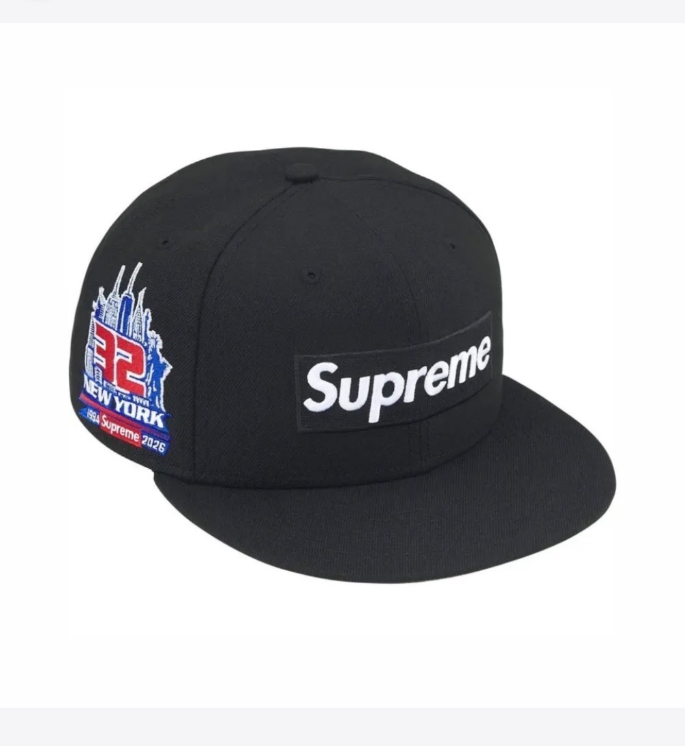 New Era x Supreme Boné Shop Box Logo New York Black SS26-W1 — 7-3/8, Novo