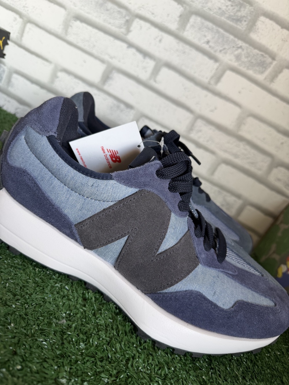 New Balance 327 Blue