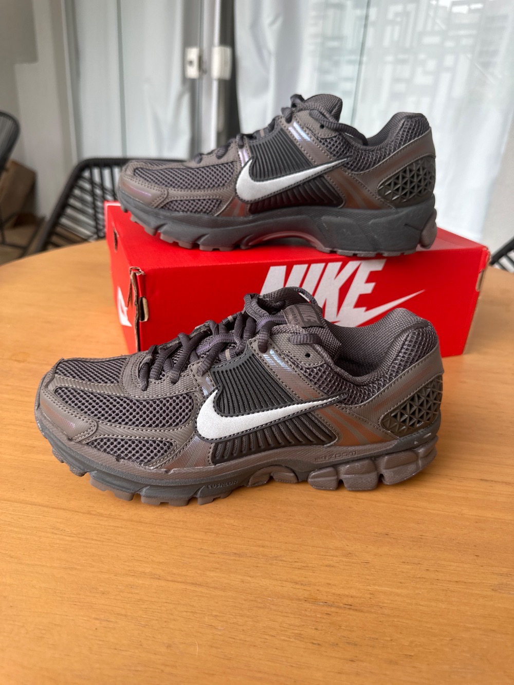 Nike Zoom Vomero 5 Cave Stone