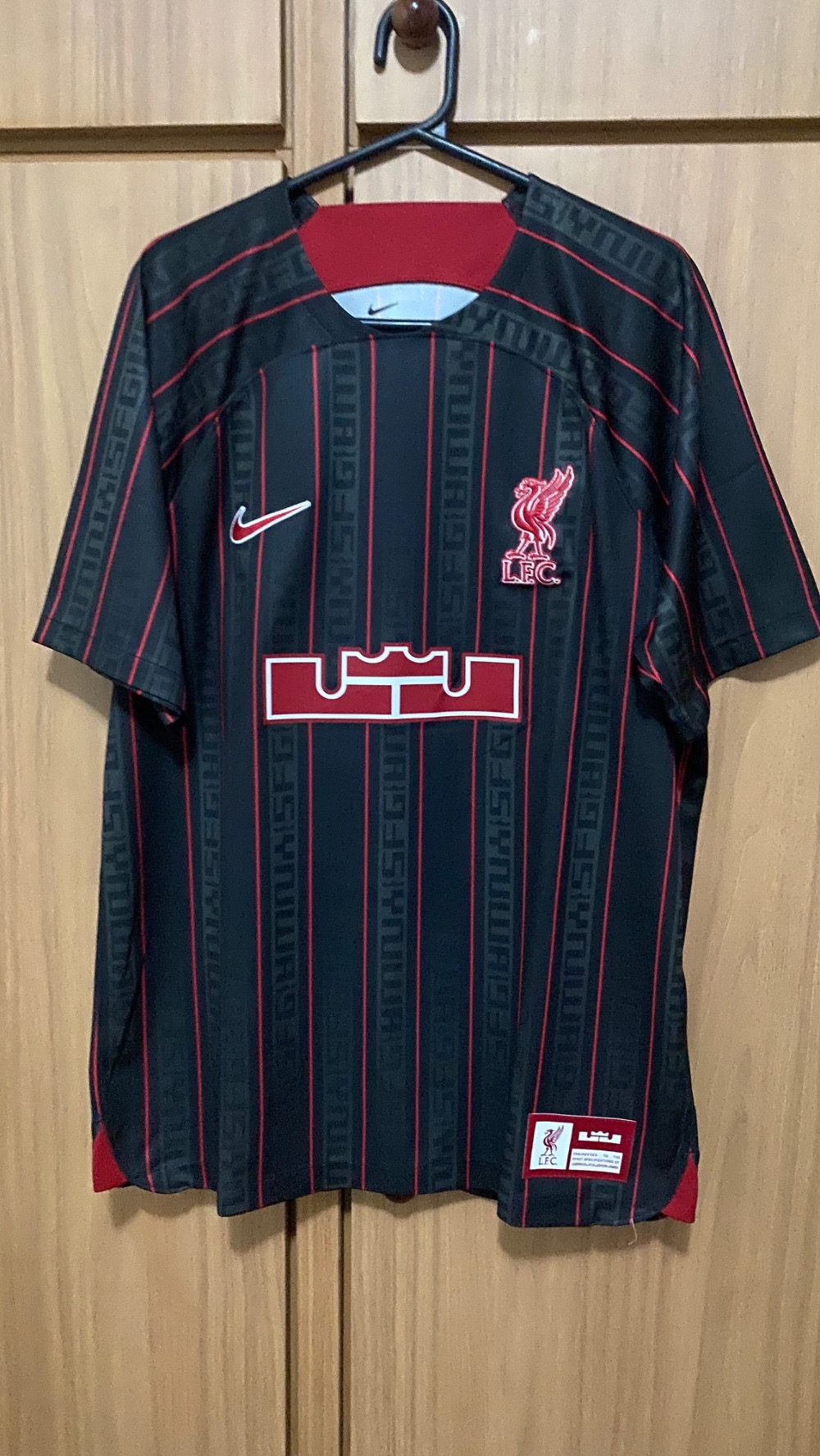 Camisa Nike Liverpool x Lebron James 2023/24