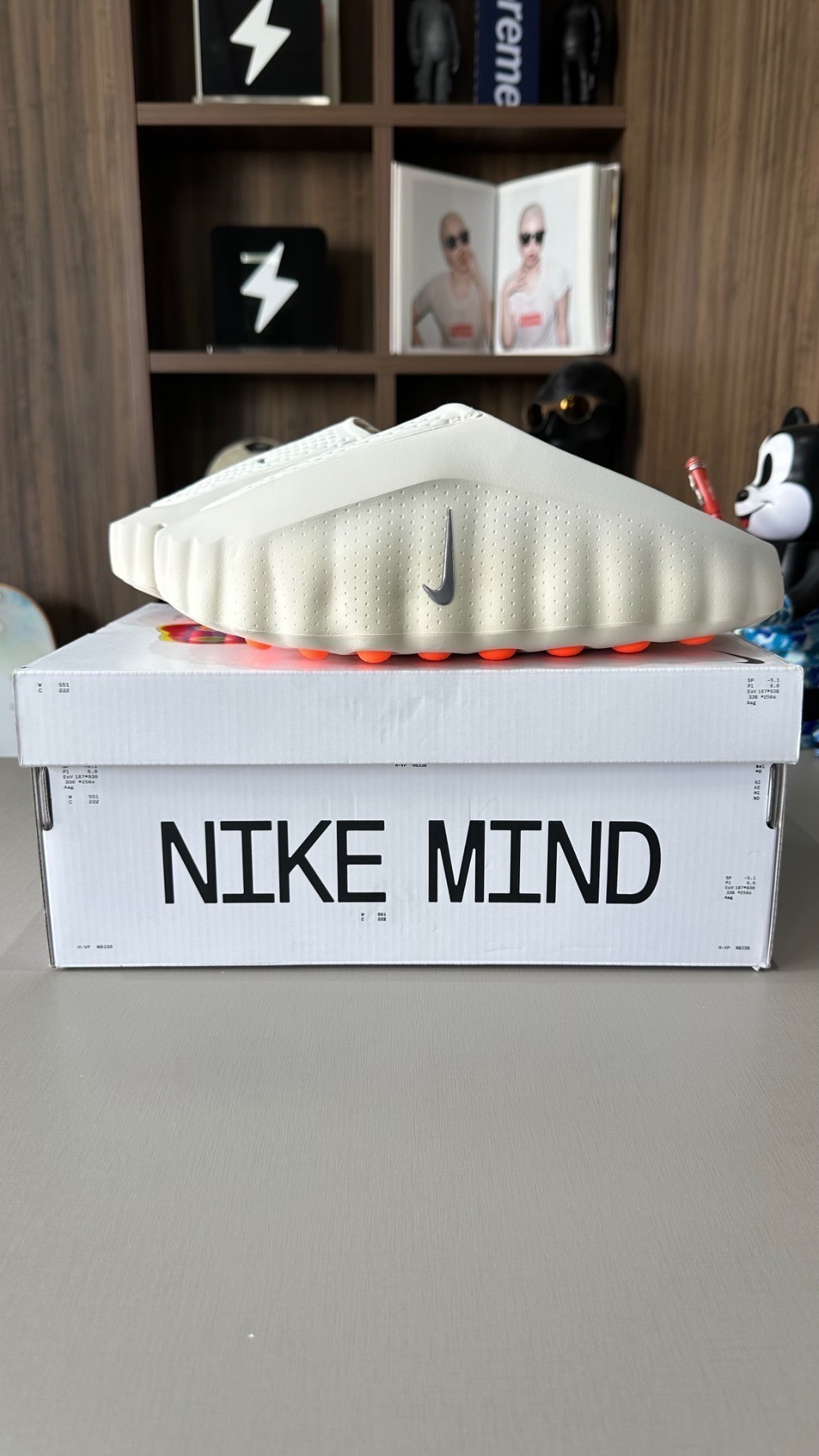 Nike Mind 001 Slide Light Bone — 40.5, Novo