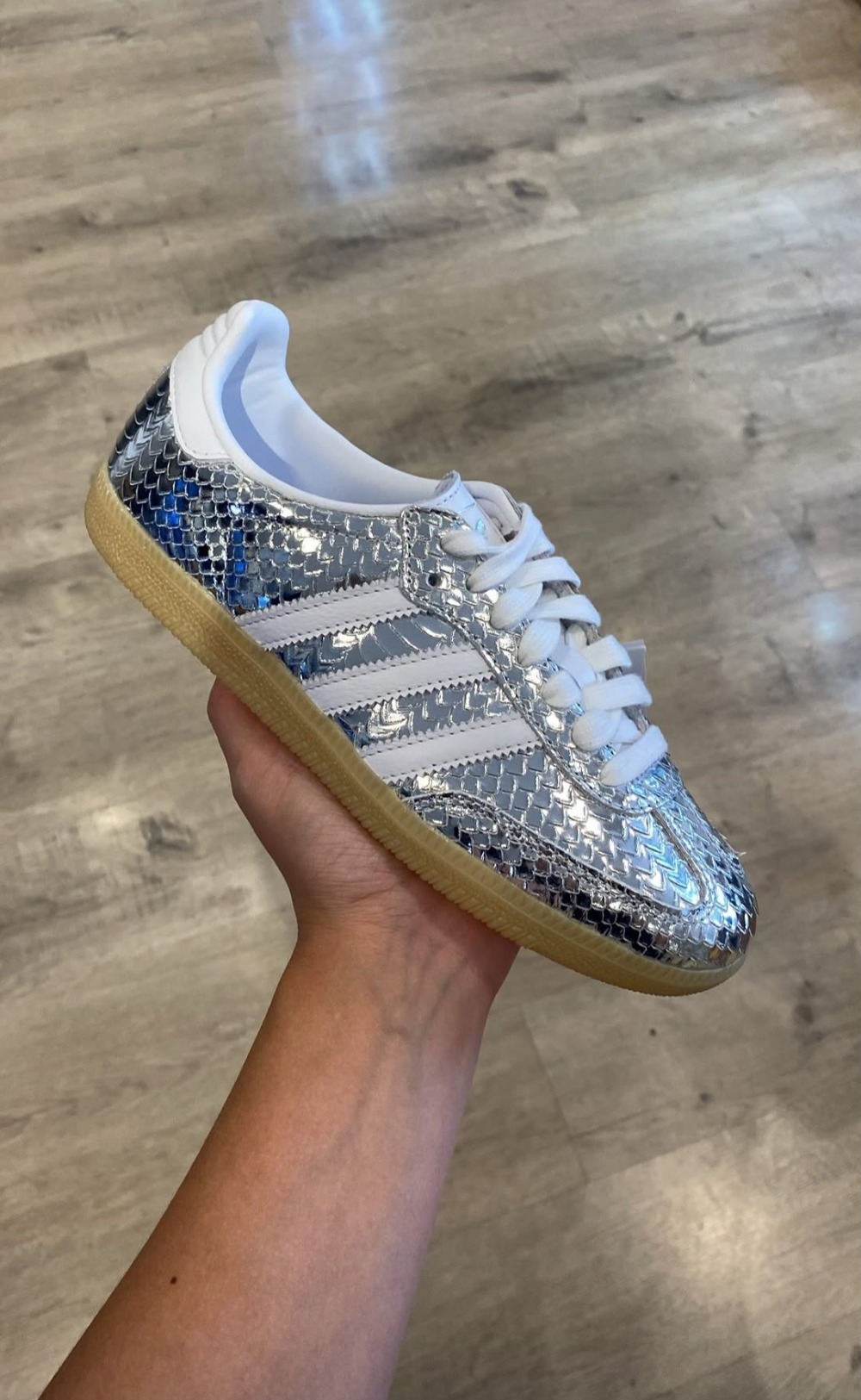 adidas Samba Patent Snakeskin Silver Metallic White — 34 / 35 / 36 / 37 / 38, Novo