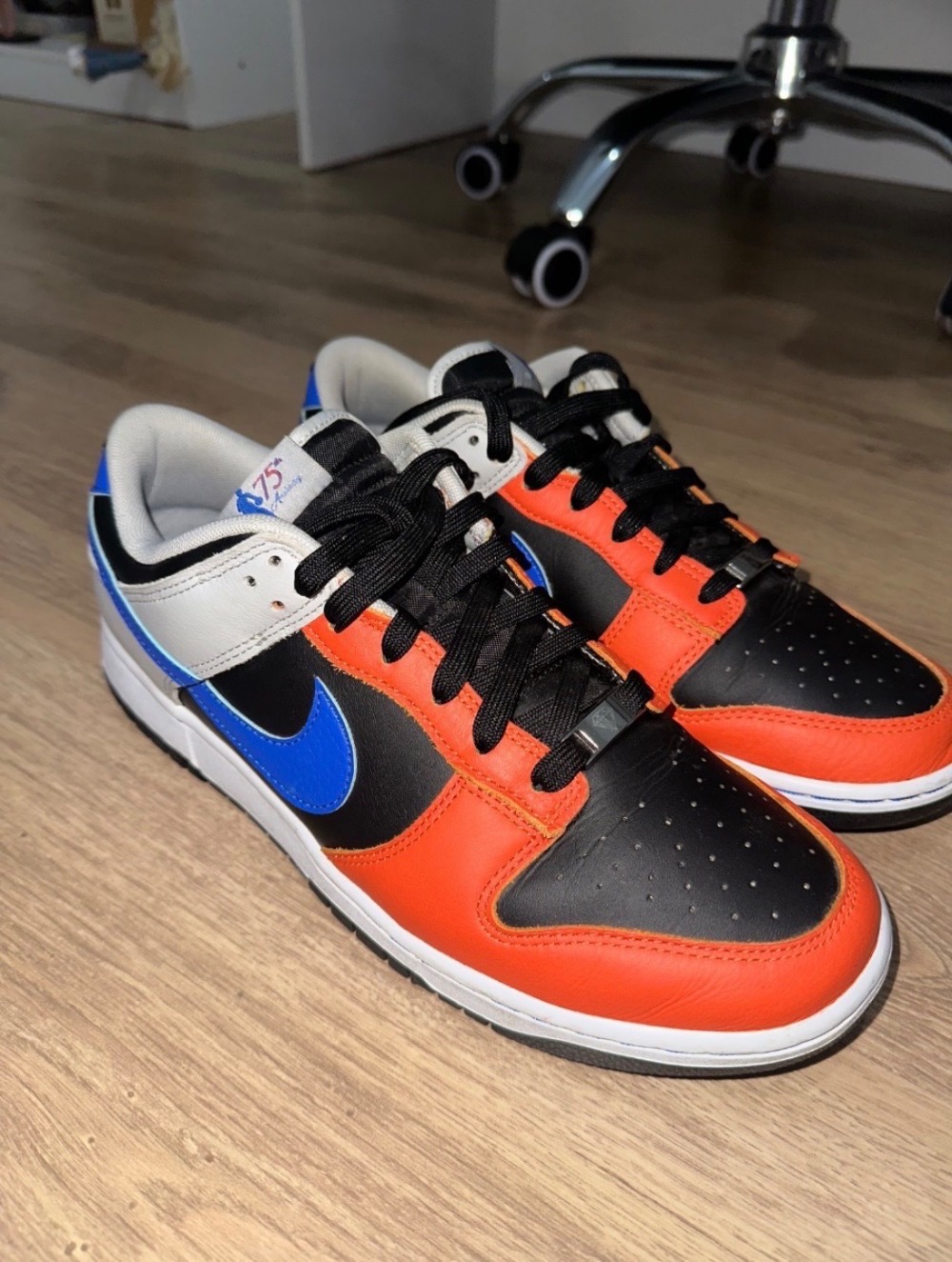 NBA x Nike Dunk Low Knicks — 42, Usado