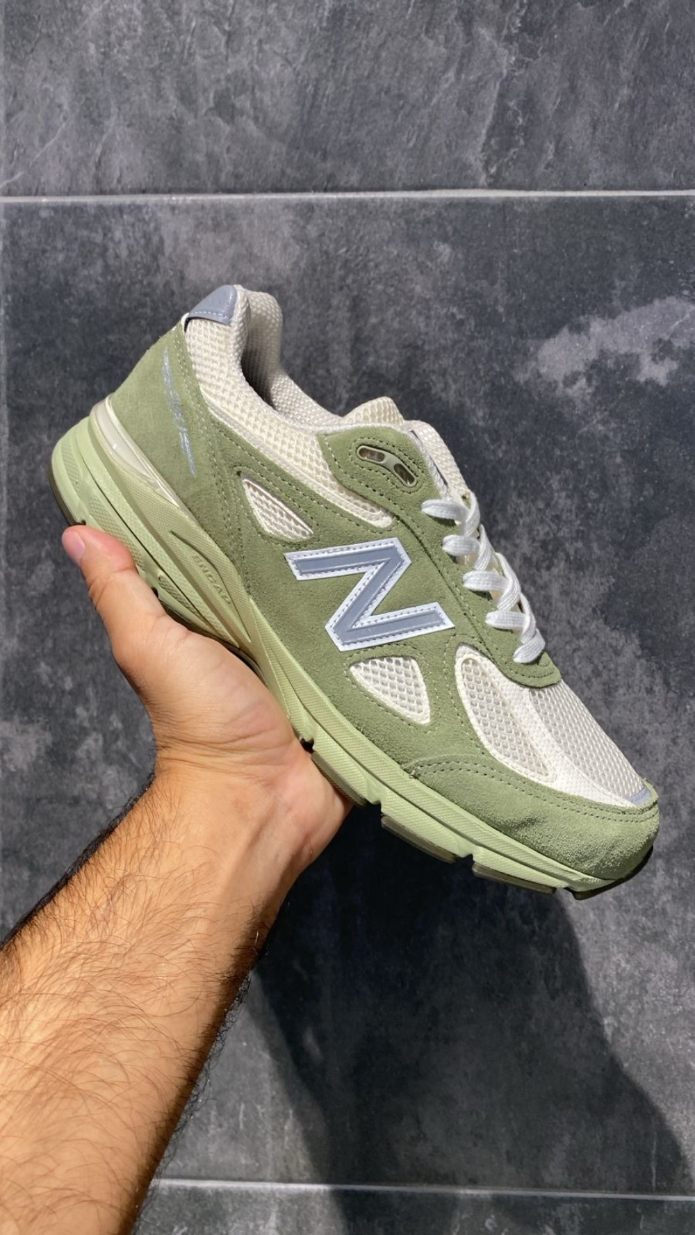 New Balance 990 Olive Leaf Permafrost Light Olive — 39 / 40 / 41 / 42, Novo