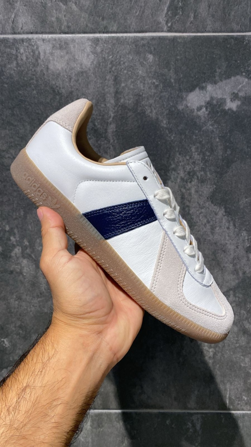 adidas BW Army Core White Night Indigo Gum — 37, Novo
