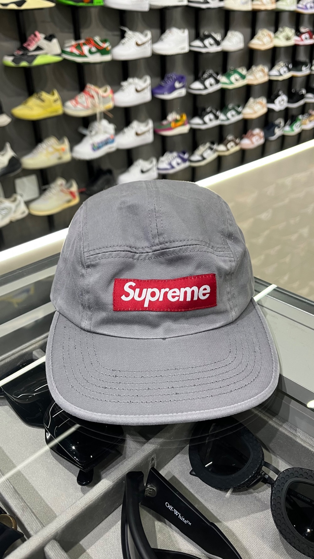 Boné Supreme Washed Chino Twill Camp Grey SS26-W1 — Único, Novo